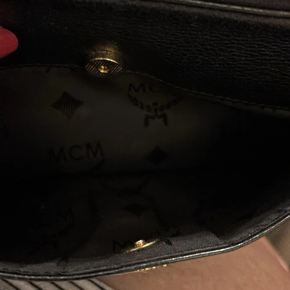 Vintage black MCM shoulder bag - Picture 5 of 6